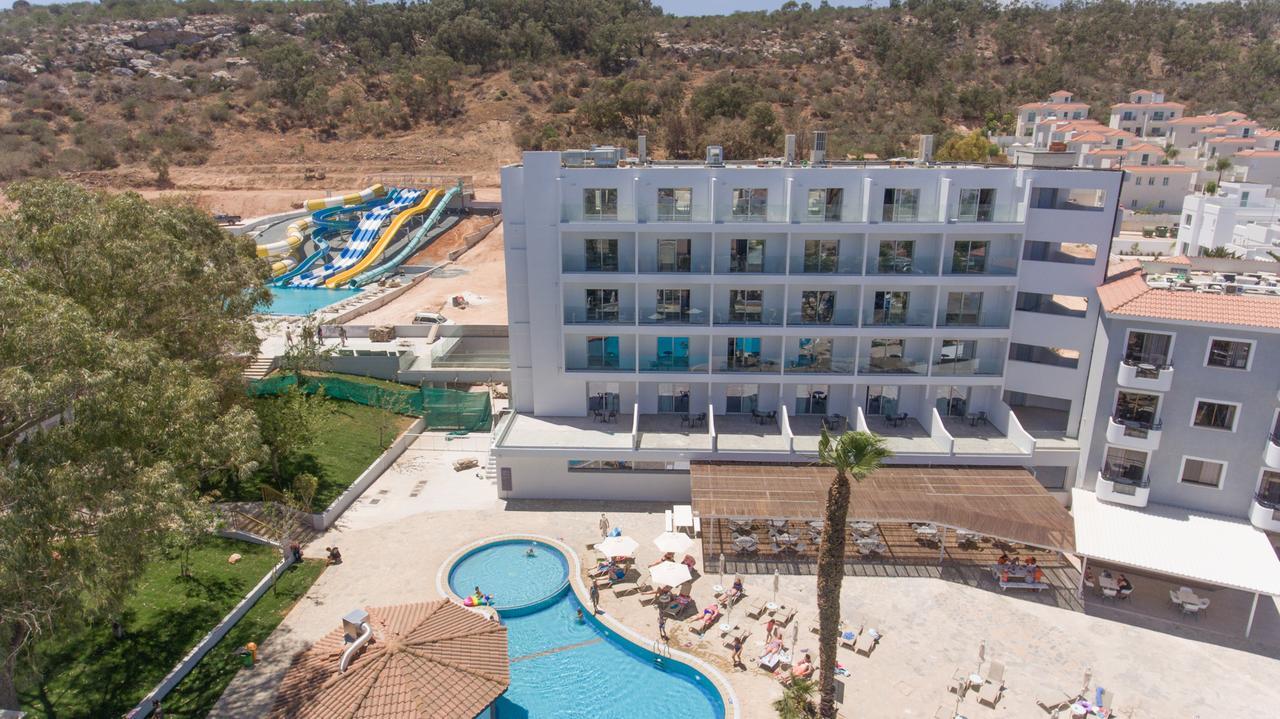 بروتاراس Narcissos Waterpark Resort المظهر الخارجي الصورة
